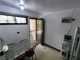View 10