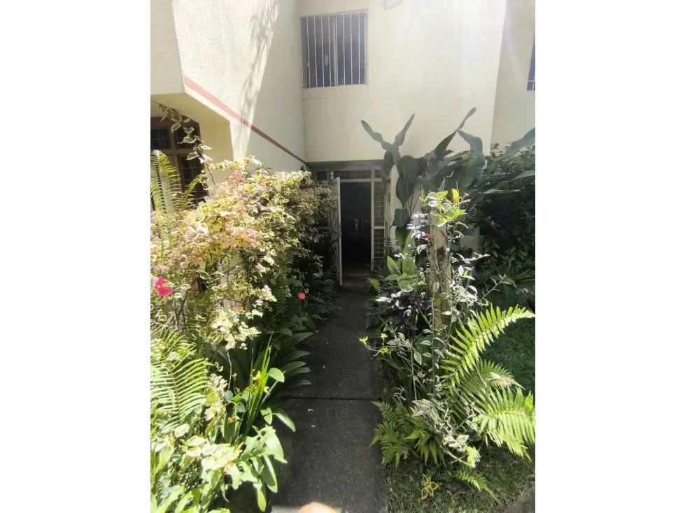 La Unión El Hatillo VENDO casa 175m2 Urb cerrada (mogo) - 4