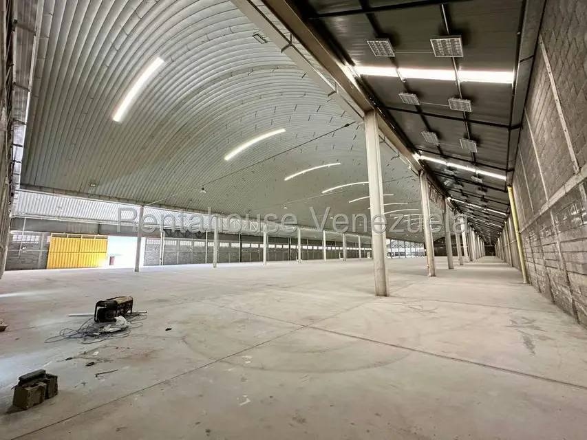 Galpon - Deposito en Venta en Zona Industrial 2, Lara - 13