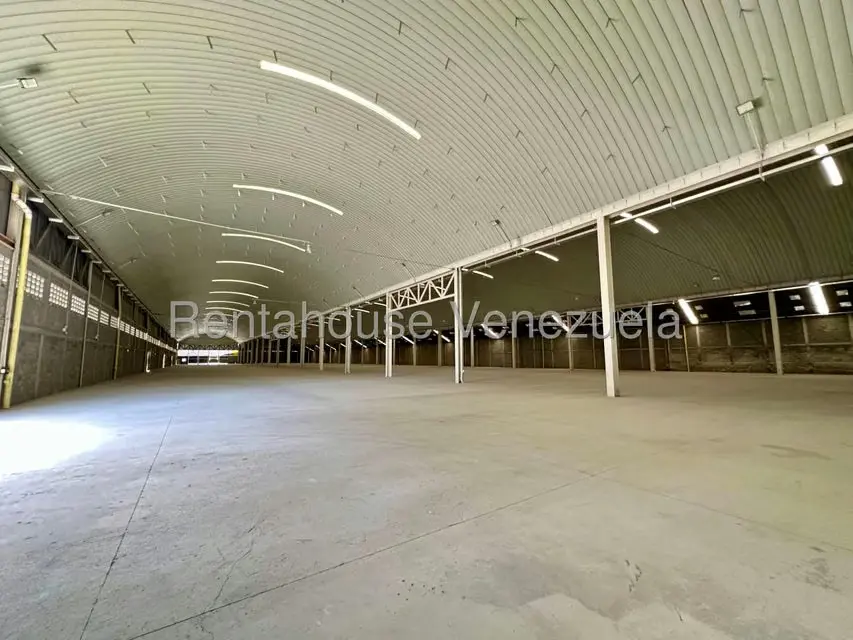 Galpon - Deposito en Venta en Zona Industrial 2, Lara - 2