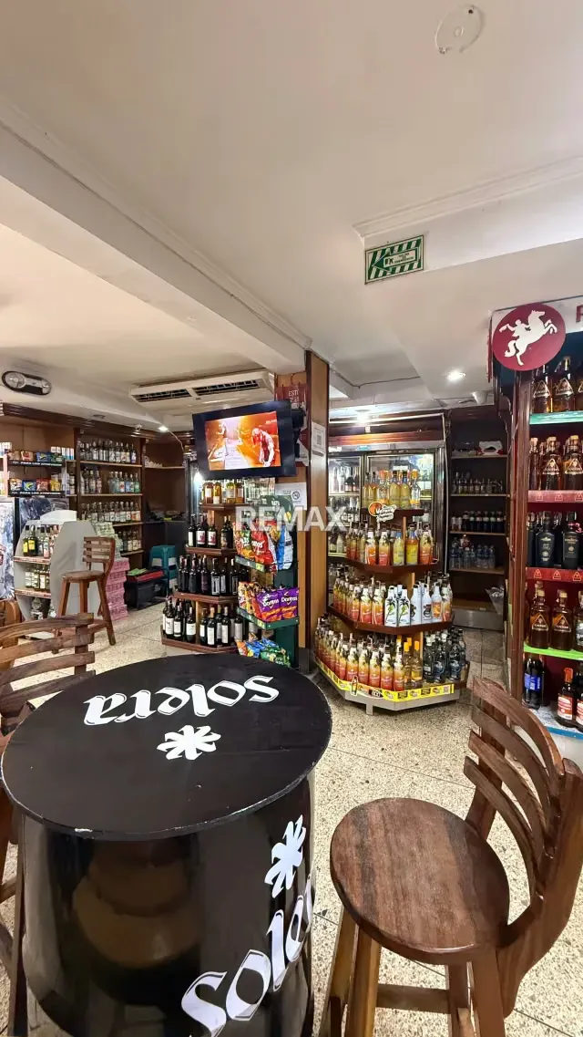 En Venta Fondo de Comercio, Bodegón Licorería Los Colorados CA - 11