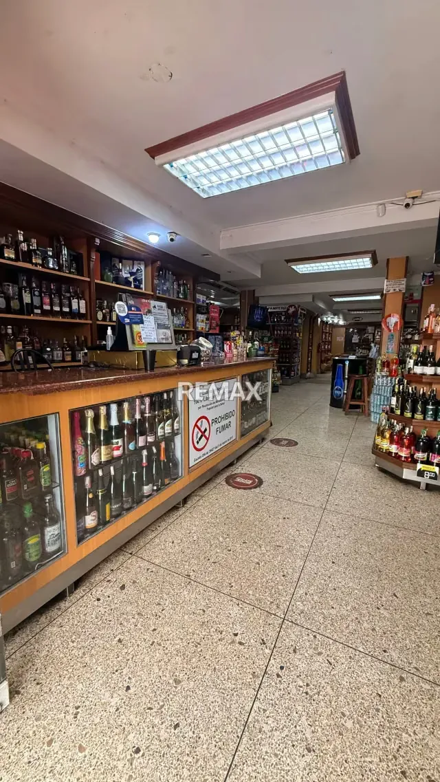 En Venta Fondo de Comercio, Bodegón Licorería Los Colorados CA - 12