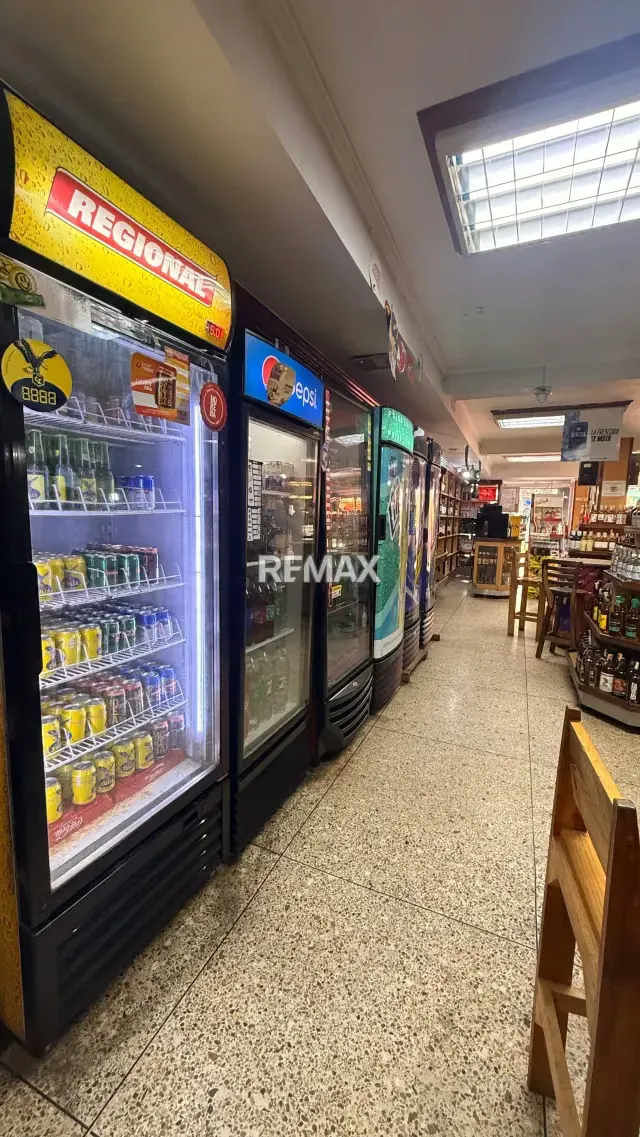 En Venta Fondo de Comercio, Bodegón Licorería Los Colorados CA - 3