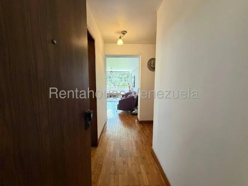 Apartamento (1 Nivel) en Alquiler en El Cafetal, Distrito Metropolitano - 2