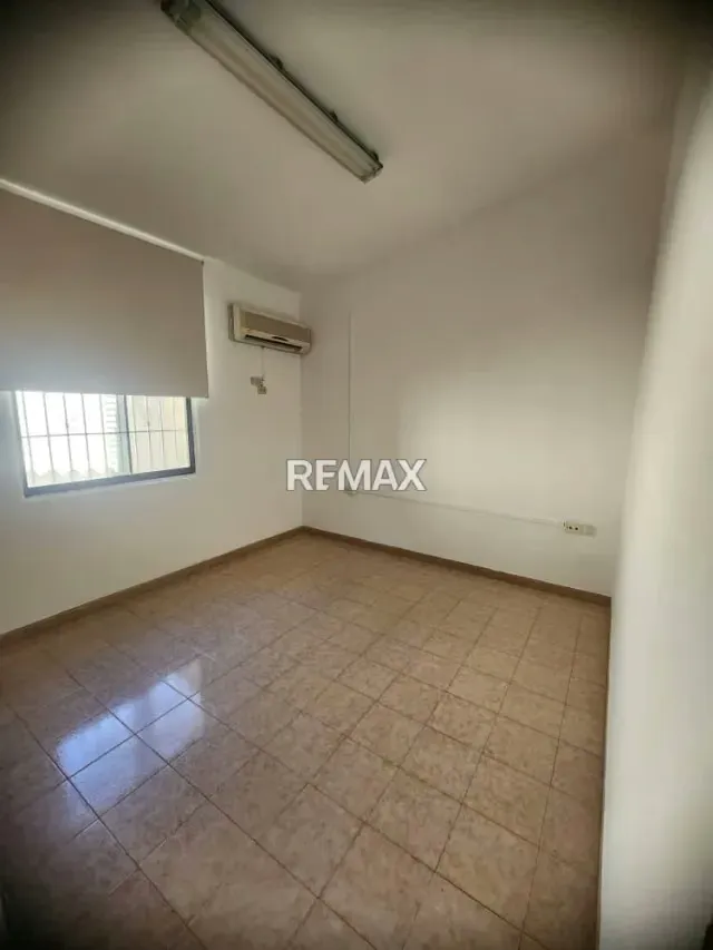 ALQUILER DE AMPLIA CASA COMERCIAL. 178M2. A una cuadra de Res. Morichal. NAGUANAGUA - 3