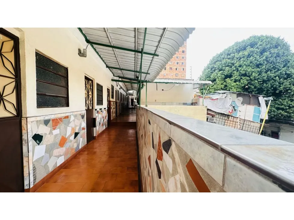 CASA MULTIFUNCIONAL EN VENTA, CENTRO DE CARACAS-PARROQUIA SANTA TERESA - 2