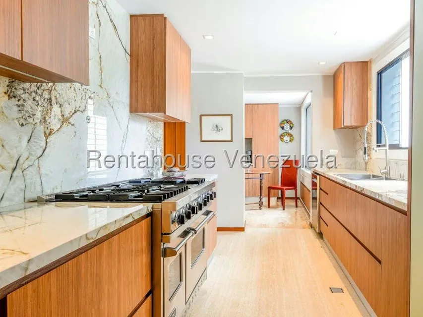 Casa (Multipes Niveles) en Venta en Los Palos Grandes, Distrito Metropolitano - 20