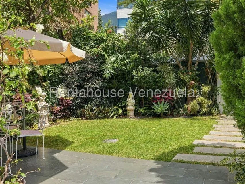 Casa (Multipes Niveles) en Venta en Los Palos Grandes, Distrito Metropolitano - 5