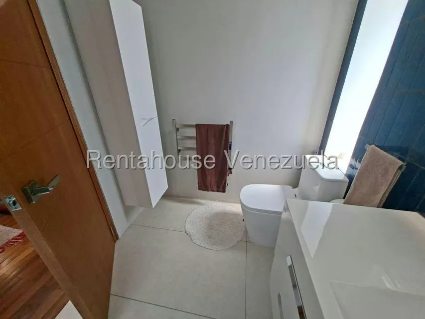 Casa (Multipes Niveles) en Venta en Los Palos Grandes, Distrito Metropolitano - 57