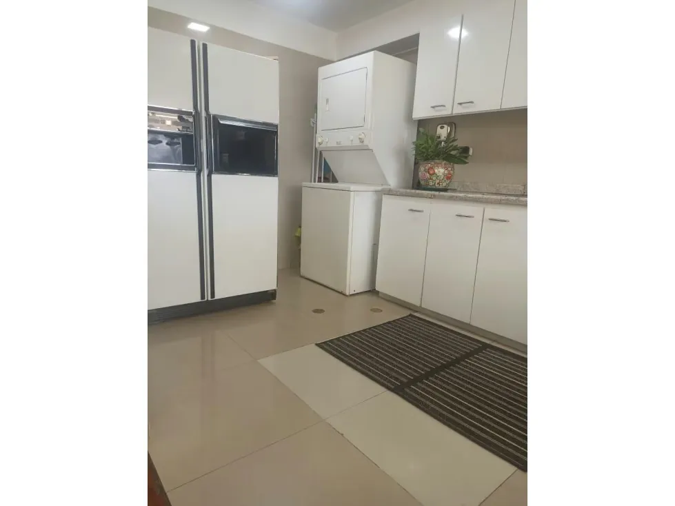 Se vende apartamento 135m2 Los Samanes 1700 - 8
