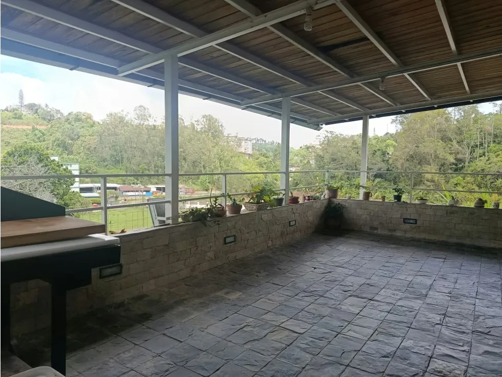 Vendo casa 507m2 San Antonio de Los Altos Los Castores 0857 - 17