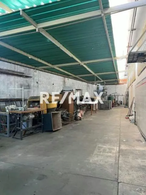 EDIFICIO EN VENTA AVENIDA ARAGUA MARACAY - 2