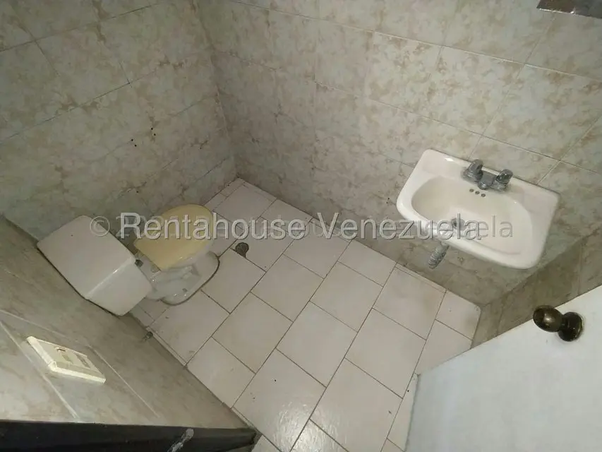Consultorio Medico en Alquiler en Sabana Larga, Aragua - 11