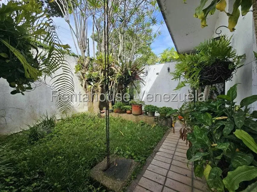 Casa (Duplex) en Venta en Alto Prado, Distrito Metropolitano - 5