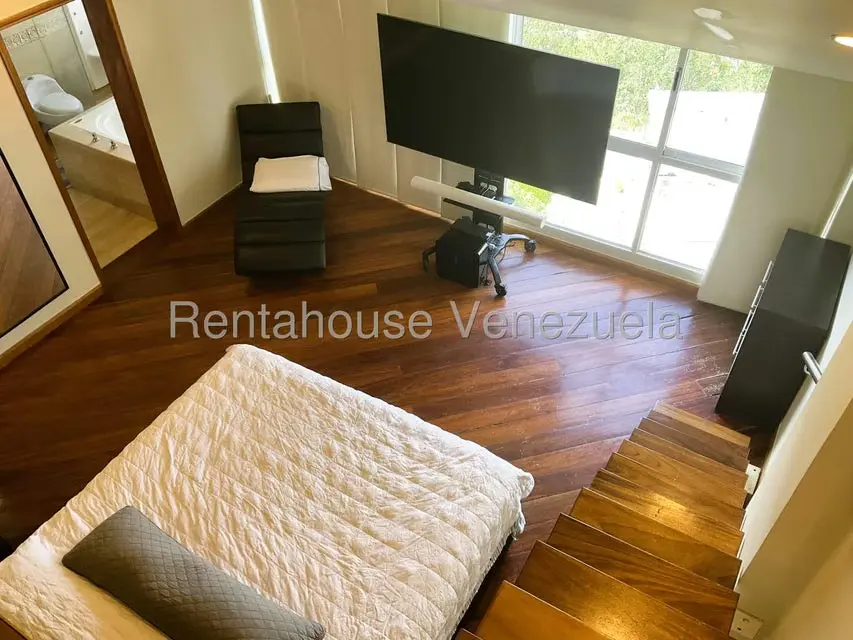 Townhouse (Multiples Niveles) en Venta en Los Naranjos del Cafetal, Distrito Metropolitano - 14
