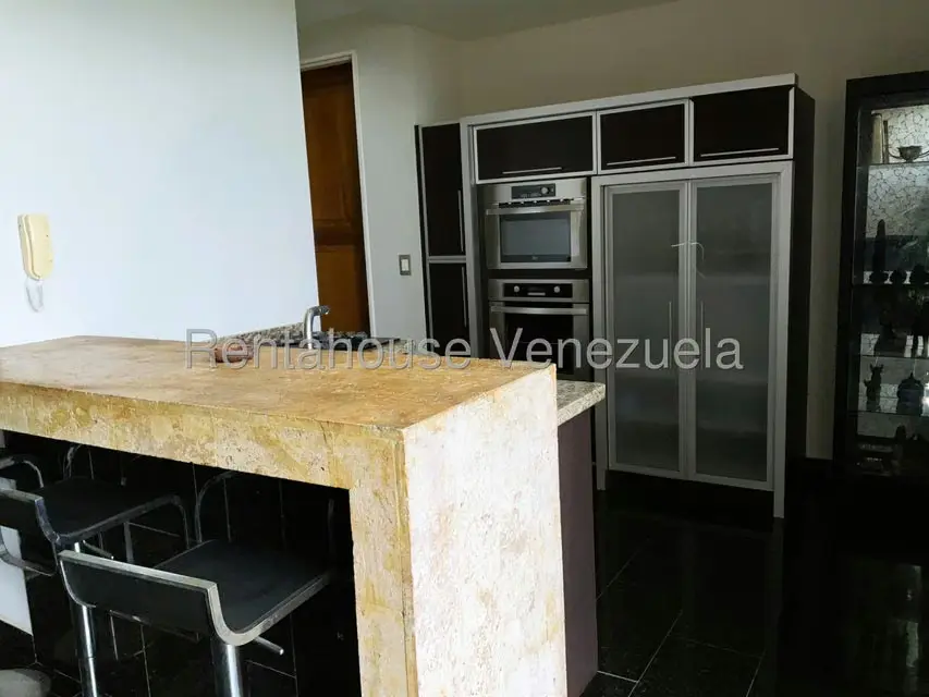 Townhouse (Multiples Niveles) en Venta en Los Naranjos del Cafetal, Distrito Metropolitano - 24