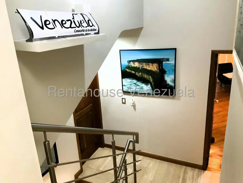 Townhouse (Multiples Niveles) en Venta en Los Naranjos del Cafetal, Distrito Metropolitano - 6
