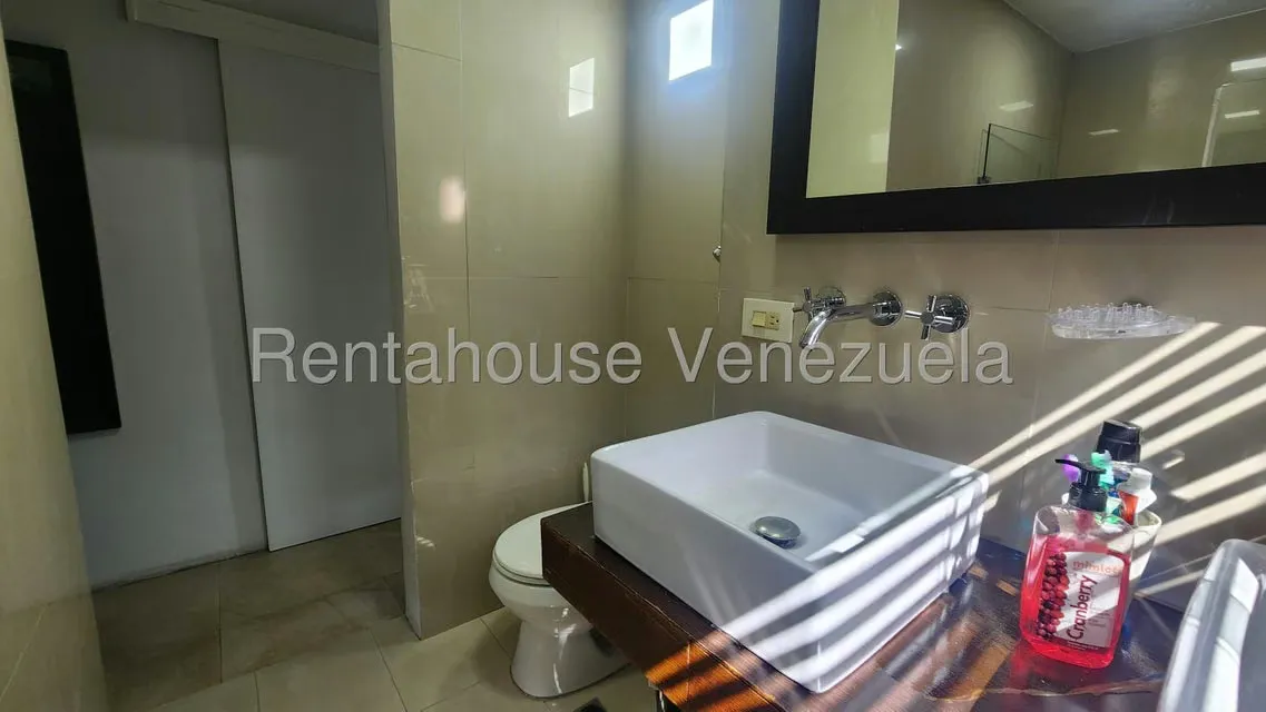 Apartamento (1 Nivel) en Venta en Manzanares, Distrito Metropolitano - 16