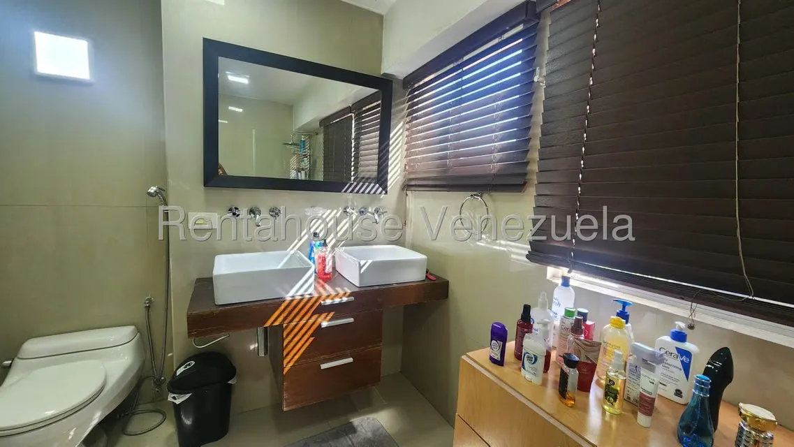 Apartamento (1 Nivel) en Venta en Manzanares, Distrito Metropolitano - 17