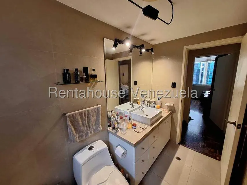Apartamento (1 Nivel) en Venta en Campo Alegre, Distrito Metropolitano - 15
