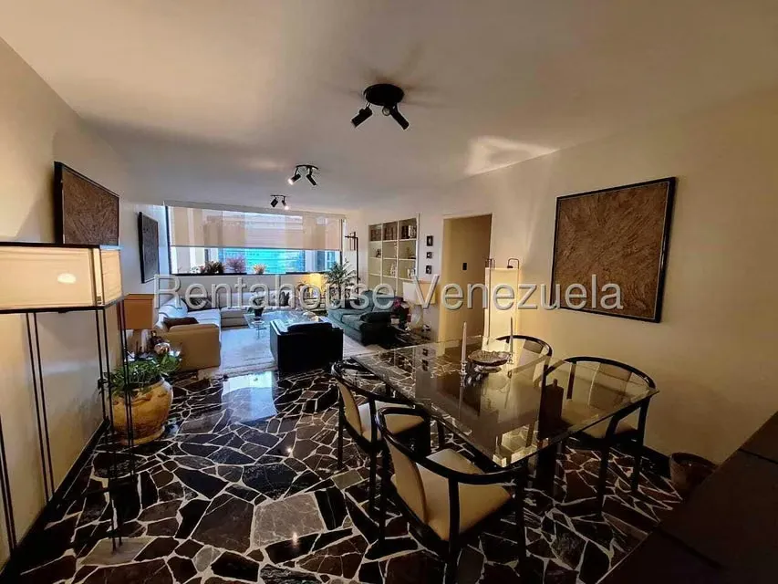 Apartamento (1 Nivel) en Venta en Campo Alegre, Distrito Metropolitano - 7