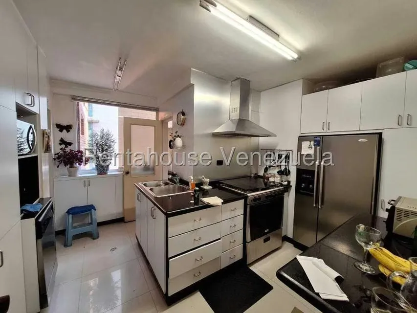 Apartamento (1 Nivel) en Venta en Campo Alegre, Distrito Metropolitano - 8