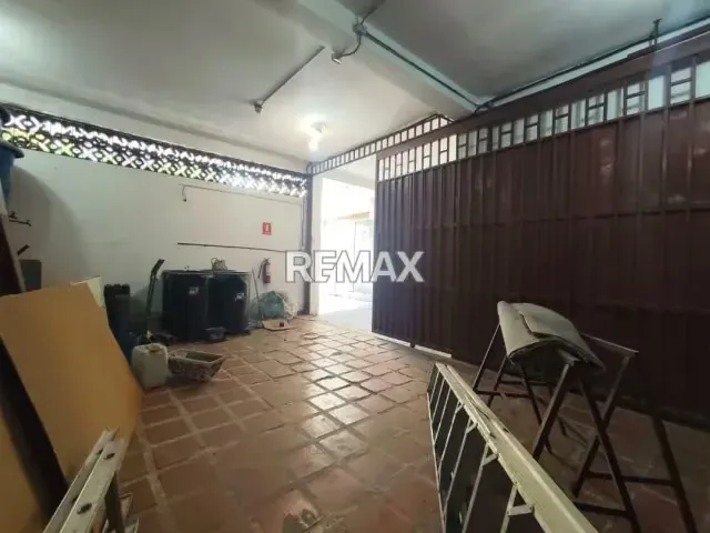 LOCAL CALLE RIVAS - 3