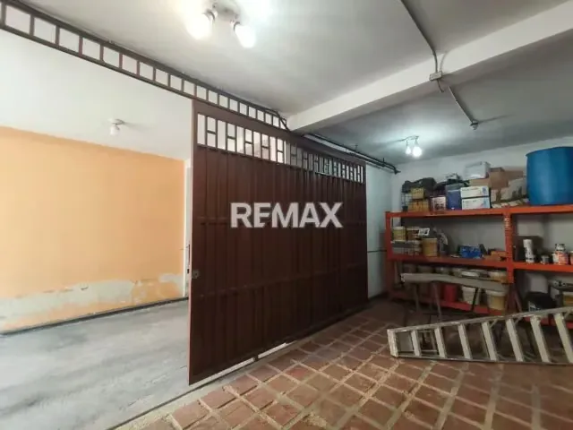 LOCAL CALLE RIVAS - 4