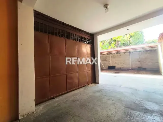 LOCAL CALLE RIVAS - 5