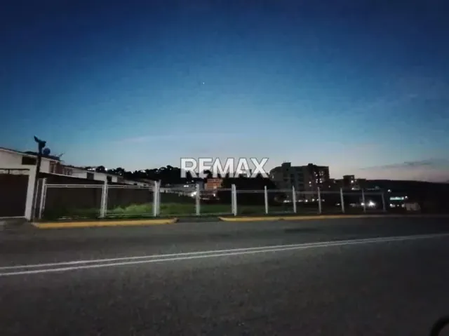 Venta de Terreno Urbano Comercial