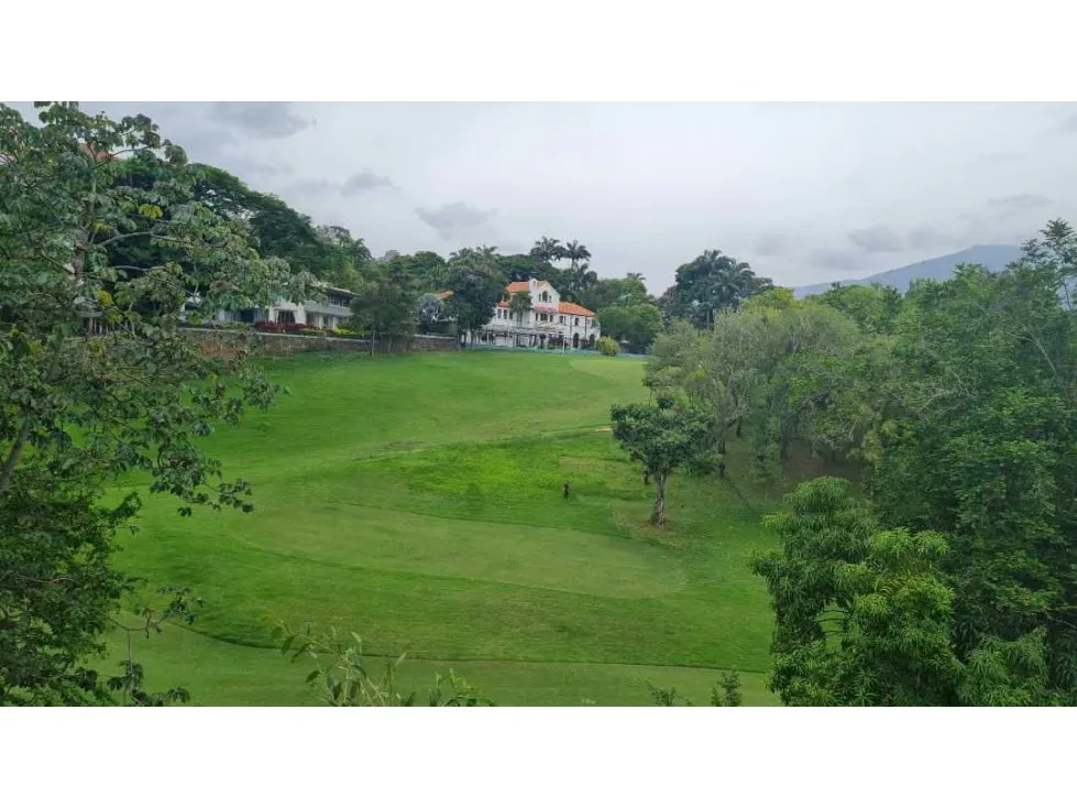 Se vende terreno 2.200m2 Valle Arriba 2369