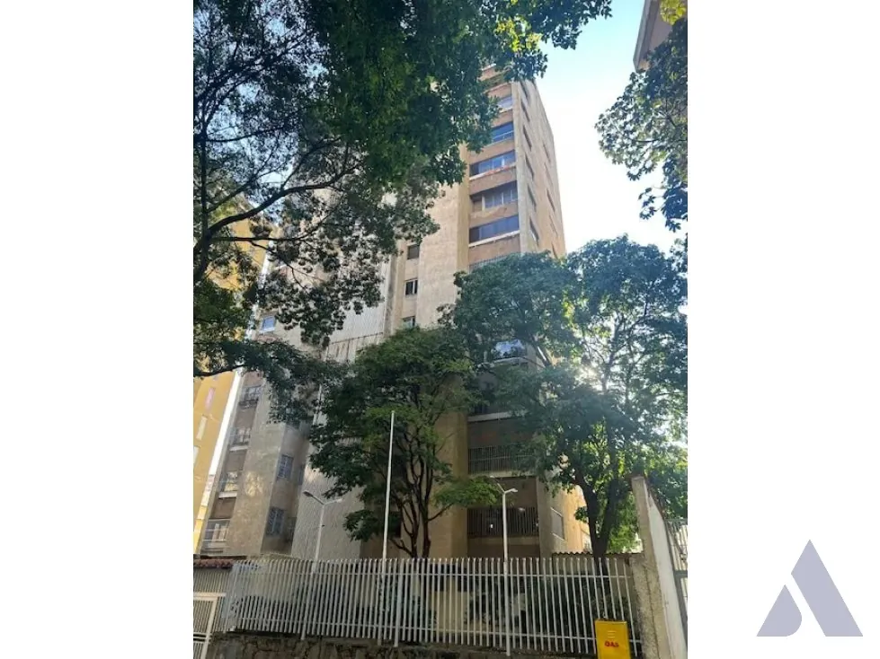 Alquilo apartamento 130m2 La Urbina 1808