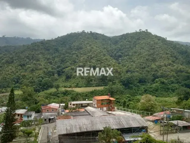 Hermoso Apartamento en Venta, Ubicado en el Sector Agua Clara, Municipio Valera, Estado Trujillo - 4