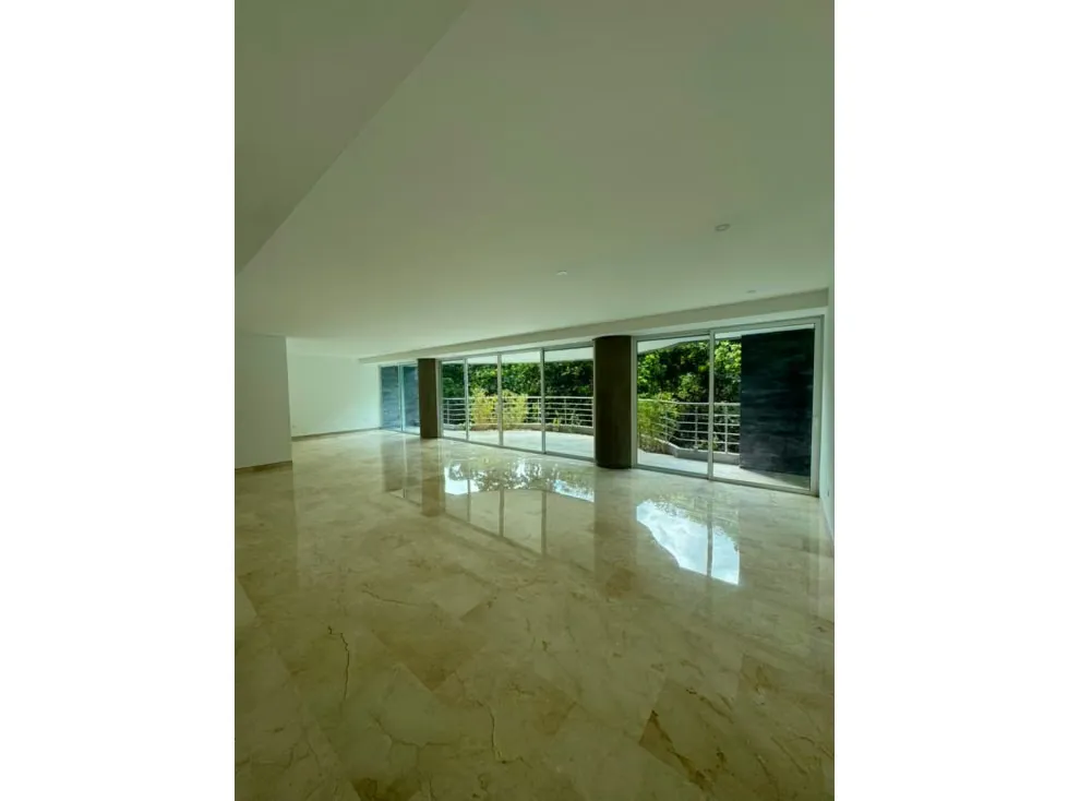 Se vende Apto 360m² 4h+s/6b/2p Los Chorros - 2