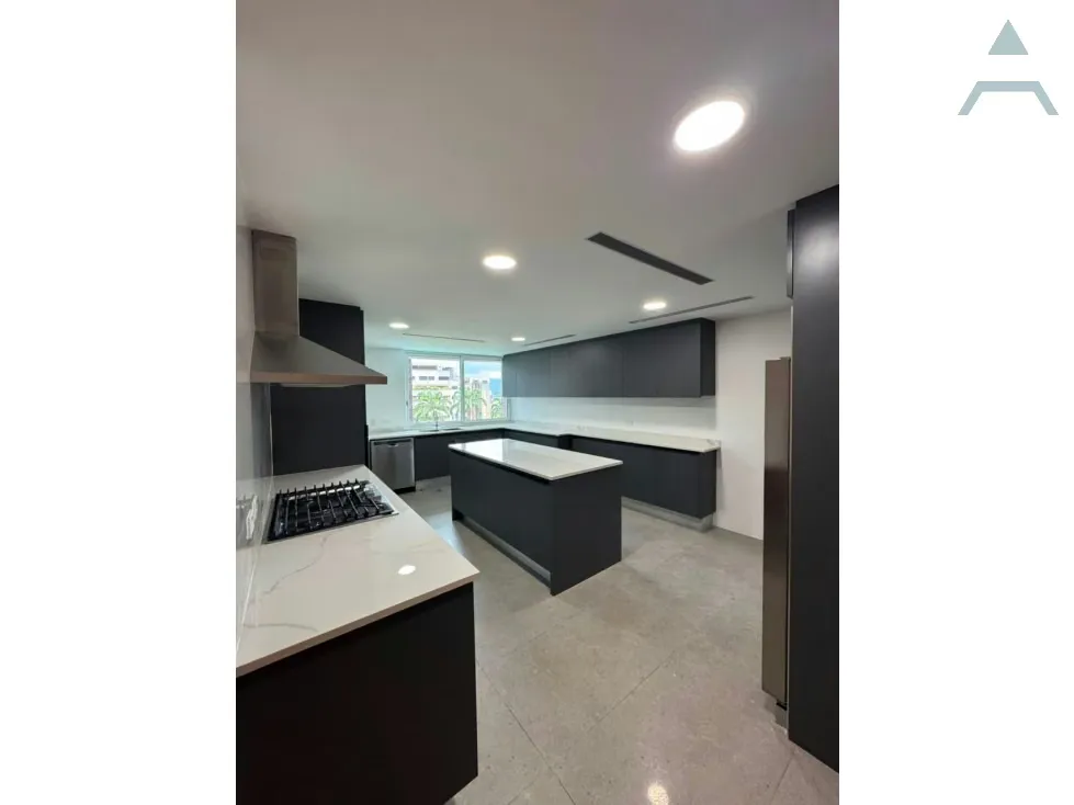 Se vende Apto 360m² 4h+s/6b/2p Los Chorros - 5