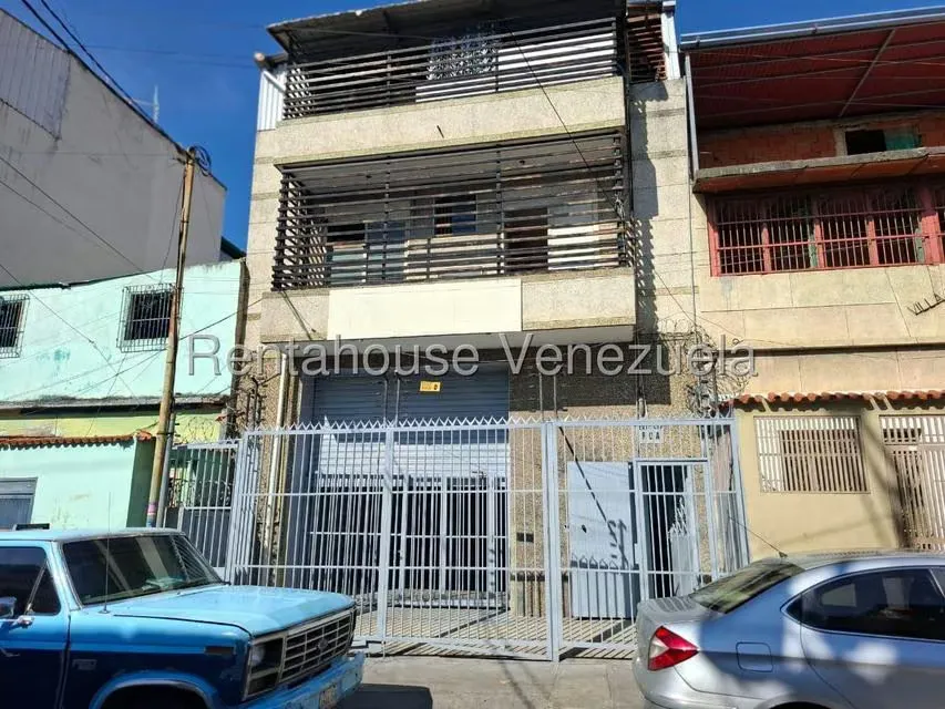 Local Comercial en Alquiler en Cementerio, Distrito Metropolitano