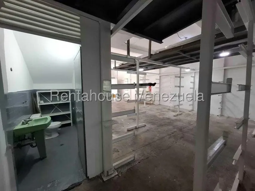 Local Comercial en Alquiler en Cementerio, Distrito Metropolitano - 14