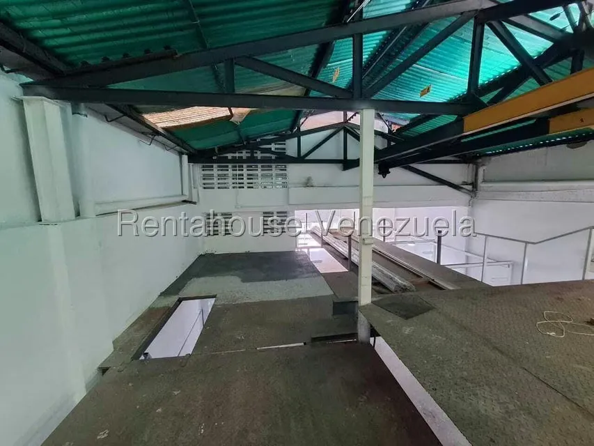 Local Comercial en Alquiler en Cementerio, Distrito Metropolitano - 17