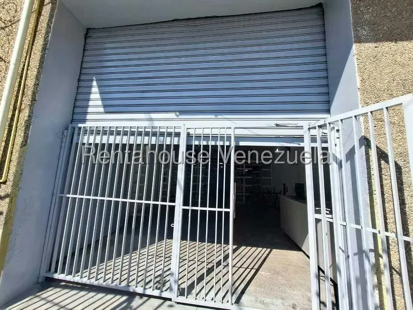 Local Comercial en Alquiler en Cementerio, Distrito Metropolitano - 3