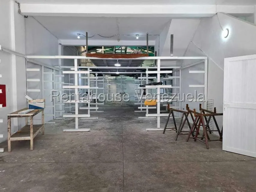 Local Comercial en Alquiler en Cementerio, Distrito Metropolitano - 7
