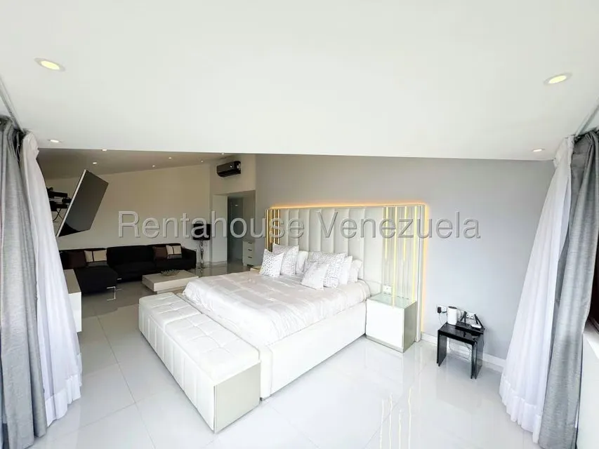 Apartamento (1 Nivel) en Venta en Las Mesetas de Santa Rosa de Lima, Distrito Metropolitano - 50