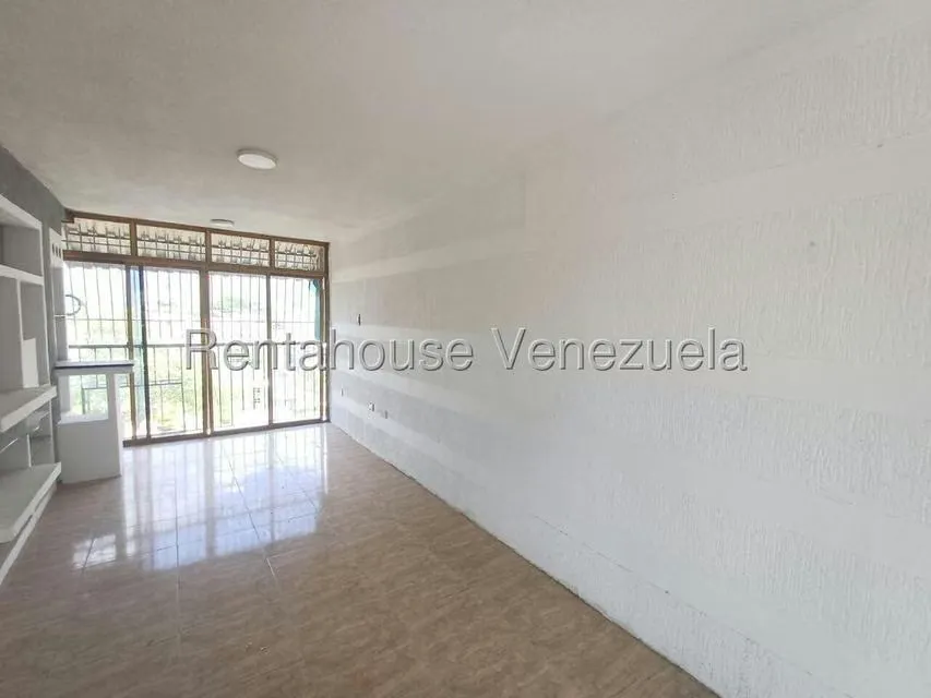 Apartamento (1 Nivel) en Alquiler en Caña de Azucar, Aragua - 2