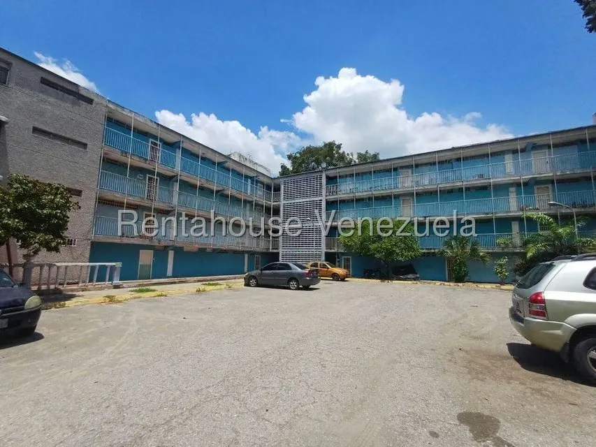 Apartamento (1 Nivel) en Alquiler en Caña de Azucar, Aragua - 14