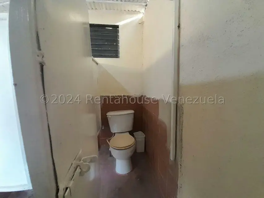Local Comercial en Alquiler en El Placer, Lara - 31