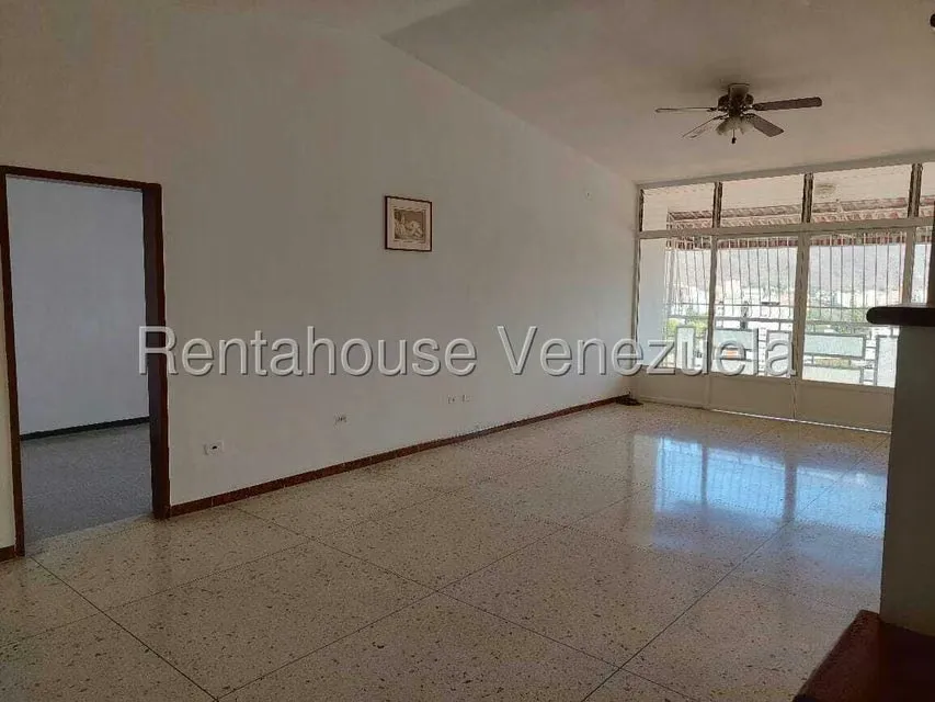 Apartamento (1 Nivel) en Alquiler en Terrazas de los Nisperos, Carabobo - 14