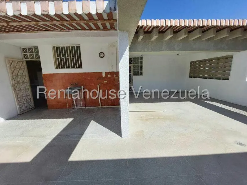 Apartamento (1 Nivel) en Alquiler en Terrazas de los Nisperos, Carabobo - 26