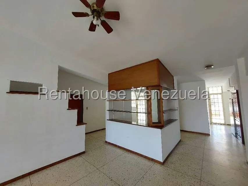 Apartamento (1 Nivel) en Alquiler en Terrazas de los Nisperos, Carabobo - 5