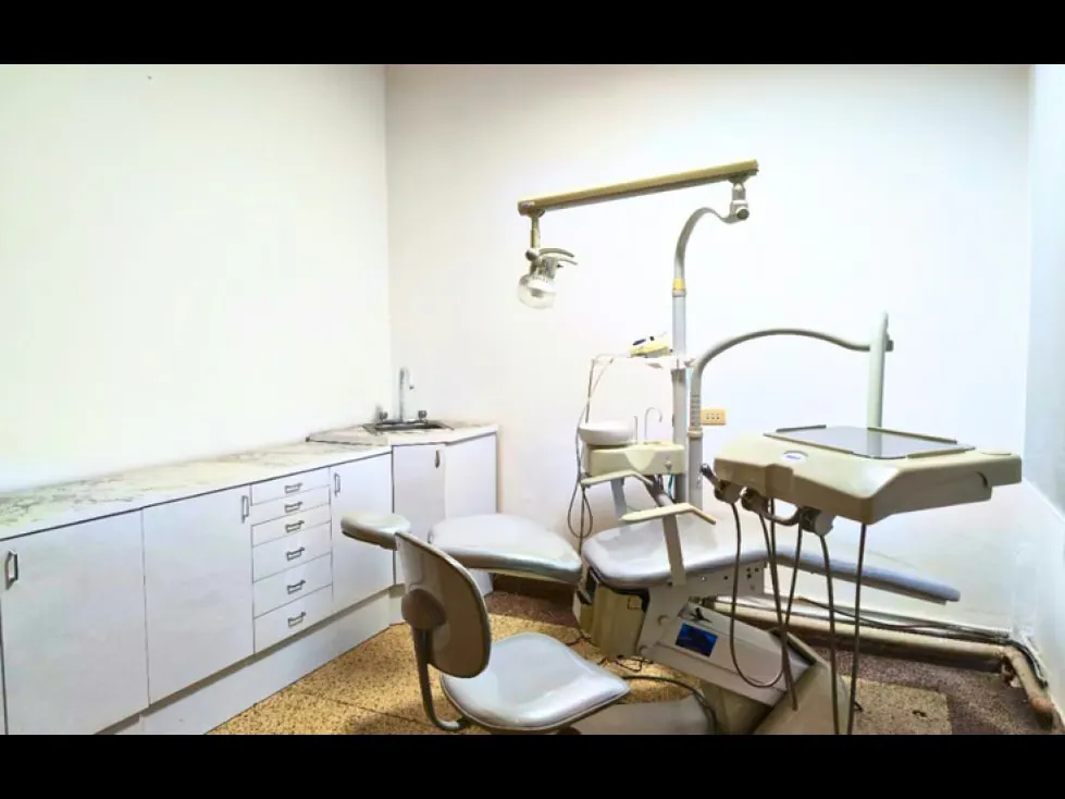 Cubiculo Odontologico en alquiler Urb San Bernandino, 15mt2 25-121