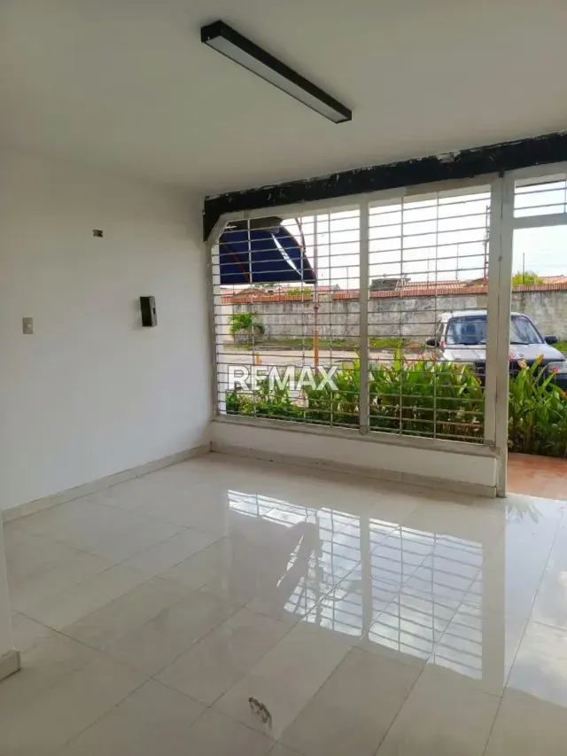 En Venta Local Comercial en Centro Comercial Coromoto, Tipuro, Maturín, Monagas. - 4