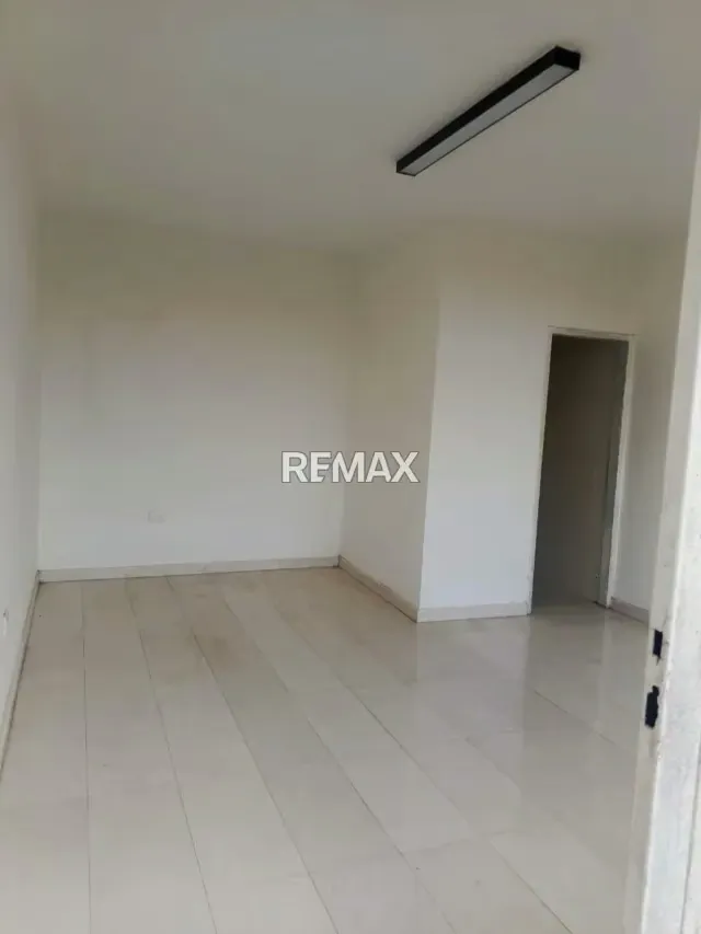 En Venta Local Comercial en Centro Comercial Coromoto, Tipuro, Maturín, Monagas. - 5